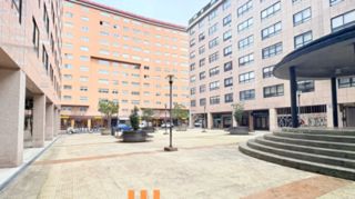 Affitto Appartamento in Cuatro Caminos - Plaza de la Cubela. Piso en alquiler en coruña