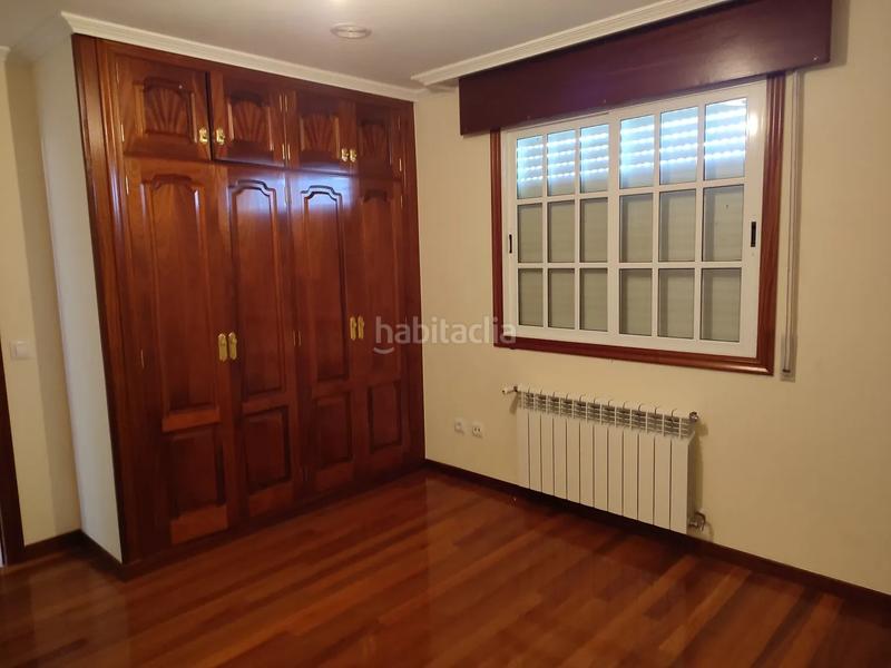 Foto 128662b9-16c6-45ba-a013-9f581f993a60. Xalet amb calefacció aparcament a Oroso