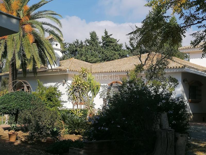 Foto 90a28f98-a201-4957-8e1d-f37e6a7cae76. Chalet avec chauffage parking piscine dans Las Lagunas - Campano Chiclana de la Frontera