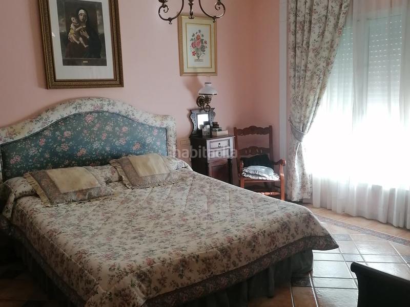 Foto cd96f8e7-b43c-4cd3-8833-cabdc81f08db. Chalet avec chauffage parking piscine dans Las Lagunas - Campano Chiclana de la Frontera