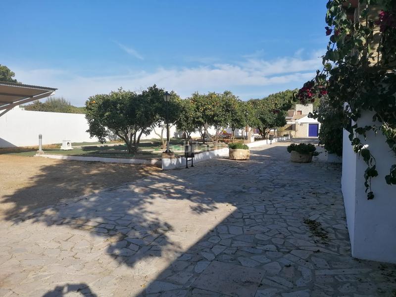 Foto 150a2641-1699-4577-a72a-2feb37c15f63. Chalet avec parking piscine dans Las Lagunas - Campano Chiclana de la Frontera