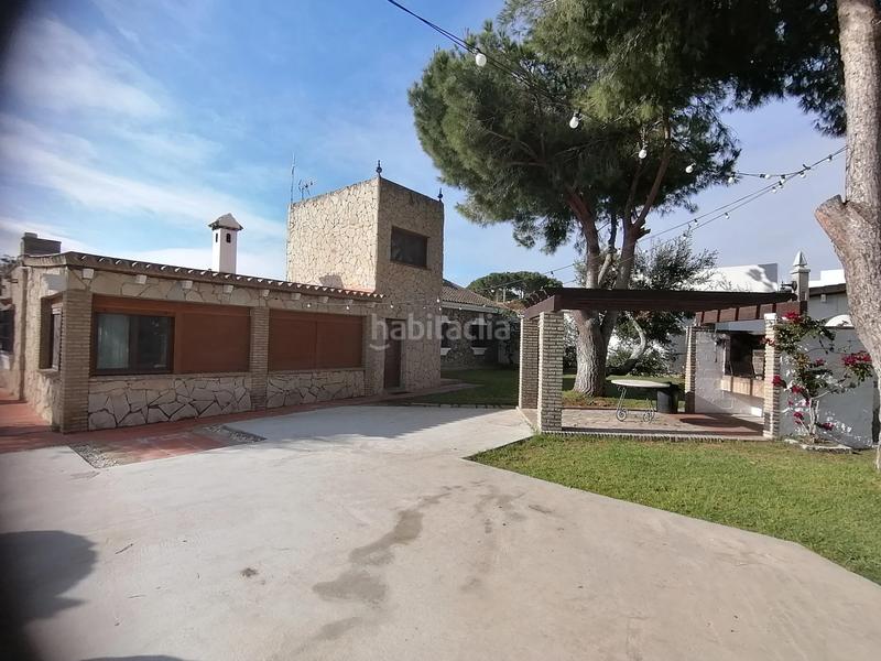 Foto 3f20ac4c-259e-4bdb-b0b2-db336e650b48. Chalet avec parking piscine dans Las Lagunas - Campano Chiclana de la Frontera