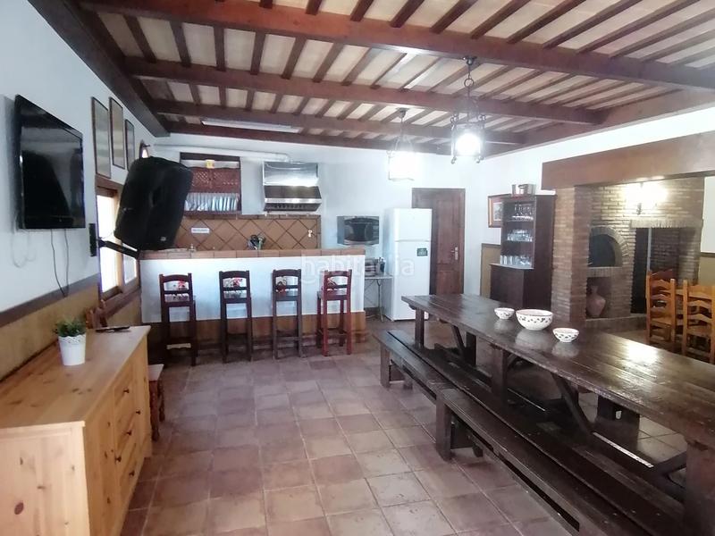 Foto 4b2946f7-57d2-4d89-ba9d-f5719dee474b. Chalet avec parking piscine dans Las Lagunas - Campano Chiclana de la Frontera