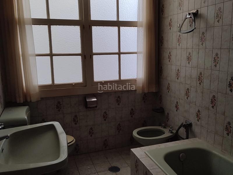 Foto d92b2cff-ebd4-4627-8db8-a334a1c93b2d. Zweistöckige wohnung mit heizung in Casco Histórico Santiago de Compostela