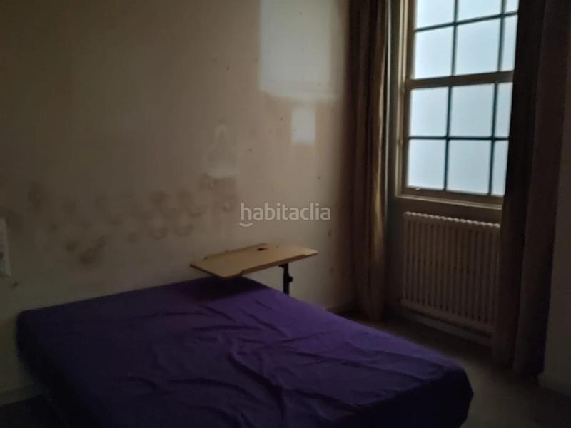 Foto ec58c64a-3f1d-4fd4-be39-c2b03fd3acf7. Zweistöckige wohnung mit heizung in Casco Histórico Santiago de Compostela