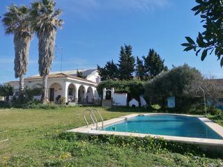 Xalet a Conil. Chalet en venta en chiclana