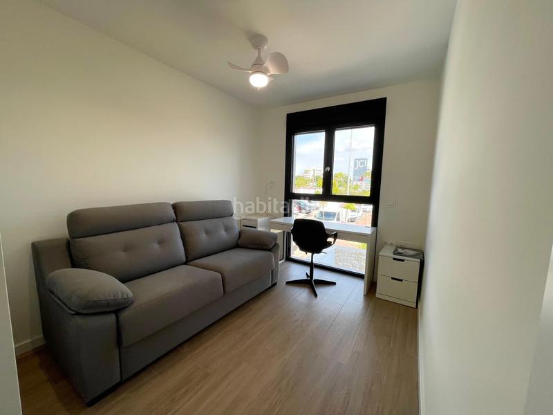 Foto dc87423d-9128-440a-b515-b51c47aa8cde. Casa amb aparcament a Juan Carlos I Murcia