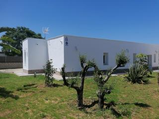Xalet a Barrio Nuevo. Chalet en venta en chiclana  barrio nuevo