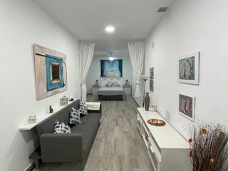 Miete Studiowohnung in Carranque - Haza Cuevas. Estudio en alquiler en málaga oeste  carranque  cruz de humillad