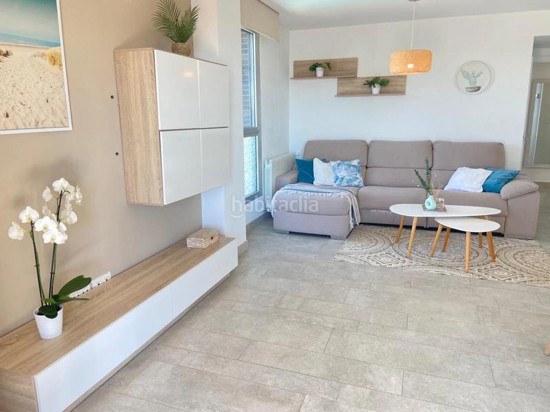 Foto 23a2adc1-a165-40ab-8610-850bffbdee05. Location appartement avec parking piscine dans PAU 5 Alicante