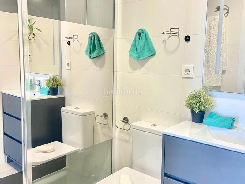 Foto 7c750fae-95a4-464b-a897-a7fb89b6913c. Location appartement avec parking piscine dans PAU 5 Alicante