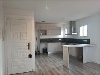 Lloguer Pis  Avinguda de la riera de cassoles. Exclusivo apartamento de diseño en gràcia con terraza privada y