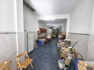 Local Comercial en Calle san mateo 82. Se vende local en calle tranquila, zona noroeste de castelln. l