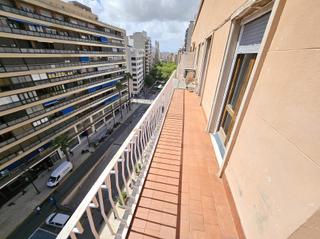 tic en Avenida del rey don jaime 29. Se vende piso tico en pleno centro de castelln, en avenida rey