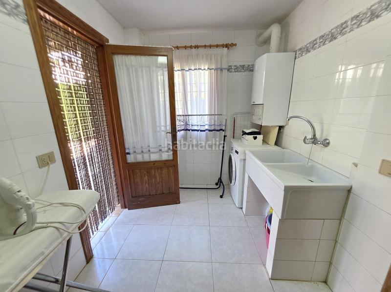 Foto aa8b3fc3-d860-41b9-8420-3cf98e82692d. Chalet con riscaldamento parcheggio piscina in Borriol