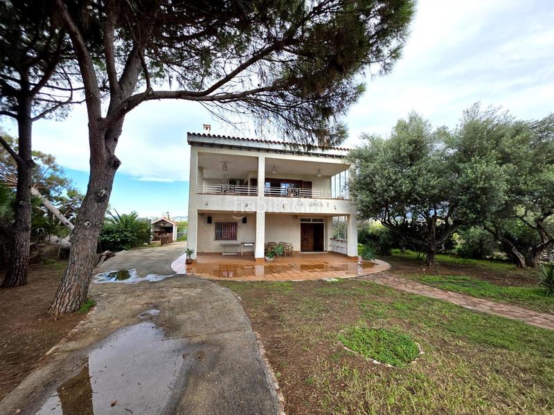 Foto f966d9c8-07f8-47db-bf18-495df6cd3e15. Chalet in calle pl numero 7 105 in El Grao Castellón de la Plana