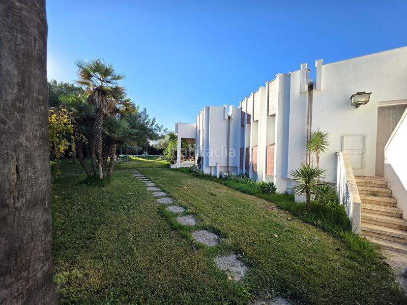 Foto 8c460628-8721-4b20-a12e-df59ff08e3f5. Chalet en calle mistral de 47 se vende villa próxima al término municipal de benicàssim, muy cerca de la playa. la casa está sobre una parcela de 1.889 m2, de l en Castellón de la Plana