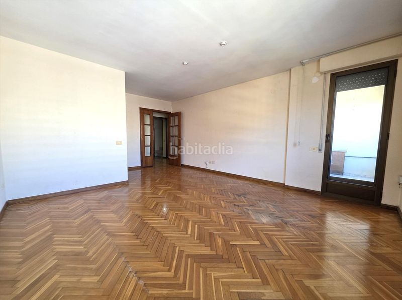 Foto 1b758a85-2fc6-4471-b976-36d3faaa1dde. Ático en avenida hermanos bou 36 se vende ático dúplex en avenida hermanos bou, junto al museu. en Castellón de la Plana