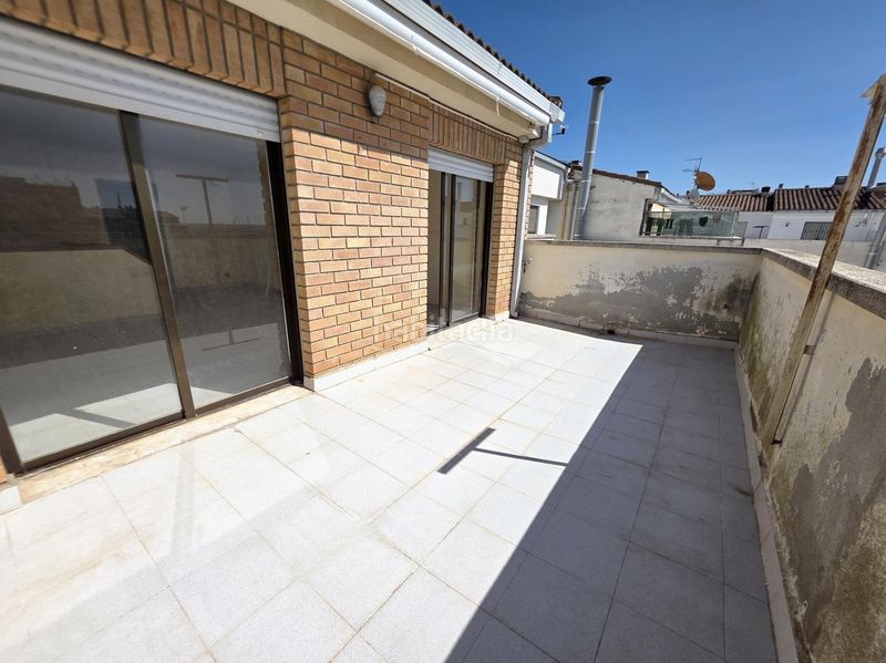 Foto 2a73ad0e-34f1-4b69-a148-b5c9ccbe1291. Ático en avenida hermanos bou 36 se vende ático dúplex en avenida hermanos bou, junto al museu. en Castellón de la Plana