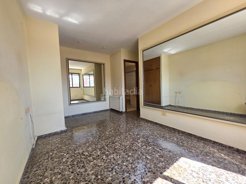 Foto 35add1ef-2eb7-4ea3-a169-ffcd4c84bc29. Ático en avenida hermanos bou 36 se vende ático dúplex en avenida hermanos bou, junto al museu. en Castellón de la Plana
