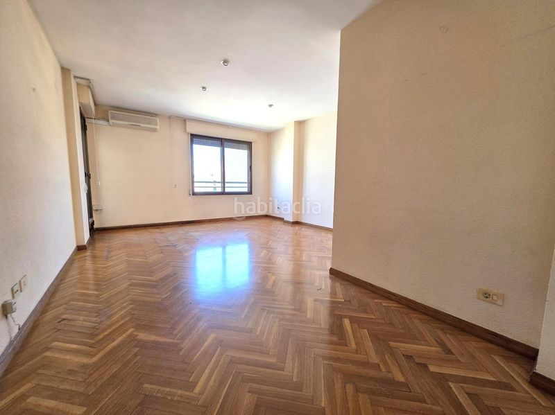 Foto 9eca7b54-9307-423d-bd52-5302fbfe43e8. Ático en avenida hermanos bou 36 se vende ático dúplex en avenida hermanos bou, junto al museu. en Castellón de la Plana