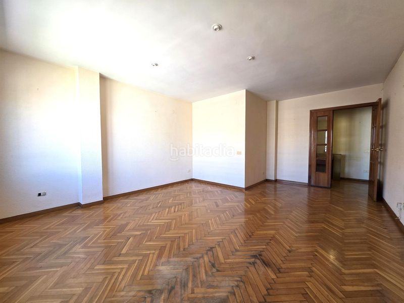 Foto b460fb72-3d33-418e-85cf-f68064dc7bac. Ático en avenida hermanos bou 36 se vende ático dúplex en avenida hermanos bou, junto al museu. en Castellón de la Plana