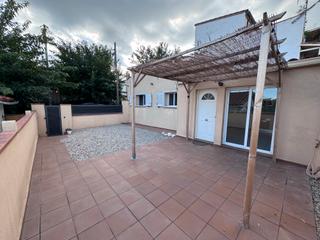 Casa adossada a Nucli Urbà. Oportunidad casa en venta