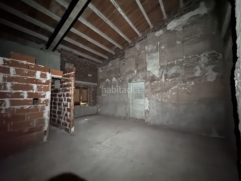 Foto e3df9857-9835-427c-a622-e97a09ebf190. Casa adossada amb aparcament a Piera