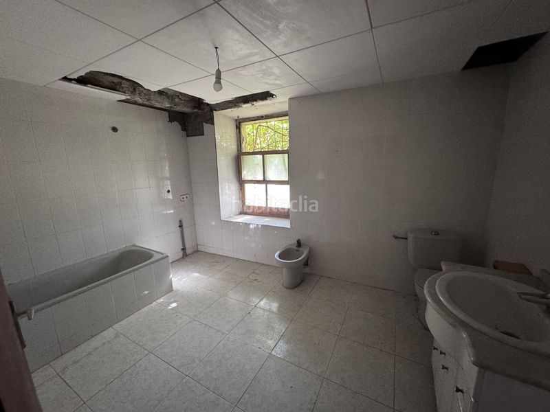 Foto fa5e14f9-9e56-4bd8-8fc6-305f8892d714. Casa adossada amb aparcament a Piera