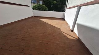 Lloguer Casa a Ollerías - San Cayetano. Bonita casa vacia de dos plantas zona san cayetano.