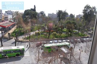 Affitto Piccolo appartamento in Ollerías - San Cayetano. Precioso apartamento con vistas en plaza colón