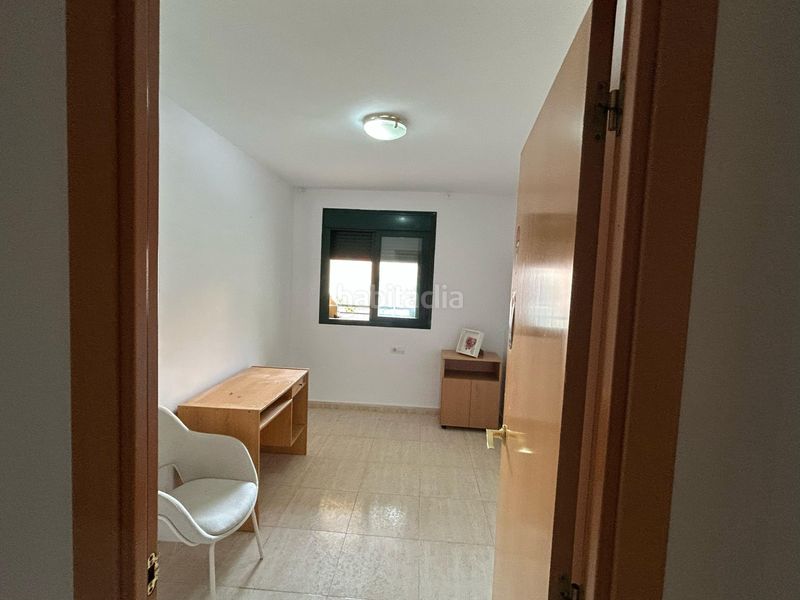 Foto 60952e50-7b67-403b-8a10-401b1c7cc05a. Pis amb piscina a Puerto Benicarló