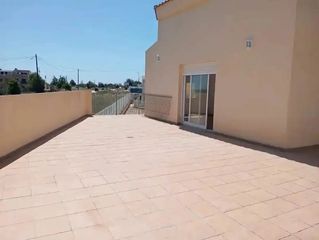 Miete Chalet in Las Atalayas-Urmi-Cerro Mar. Chalet sin muebles 3 hab. en peñiscola