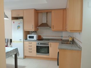Location Appartement à Papa Luna - Platja del Gurugú. Oportunidad piso de 1 habitacion, 2 baños, para profesores