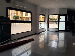 Local Comercial a Puerto. Venta de local céntrico 100 mts en benicarlo