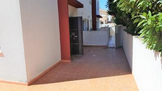 Location Rez-de-chaussée à Cálig. Panta baja con gran terraza