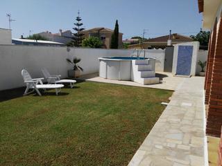 Lloguer Pis a Boverals-Saldonar. Temporada planta baja 3 habitaciones en vinaros