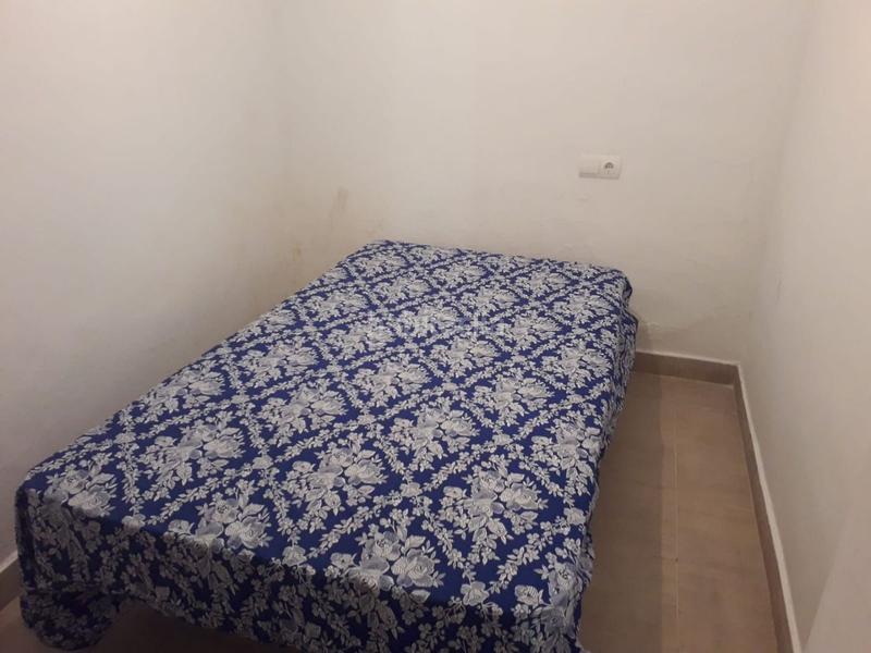 Foto 8f08affd-bba9-4048-beda-af5de885e855. Alquiler piso calig. bajo 1 habitacion amueblado en Cálig