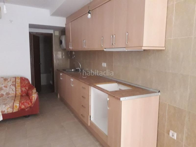 Foto af5999fc-104e-4536-9a45-f60b36f644cd. Alquiler piso calig. bajo 1 habitacion amueblado en Cálig