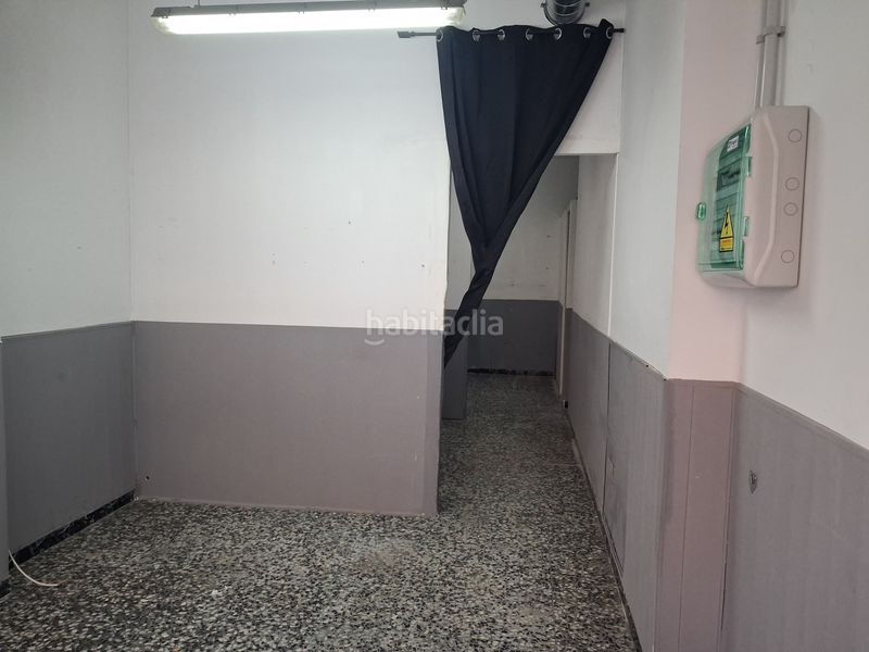 Foto 22bfaf6d-2702-4432-85d8-78c593f28c3a. Alquiler local comercial alquiler local 34m2 en benicarlo en Benicarló