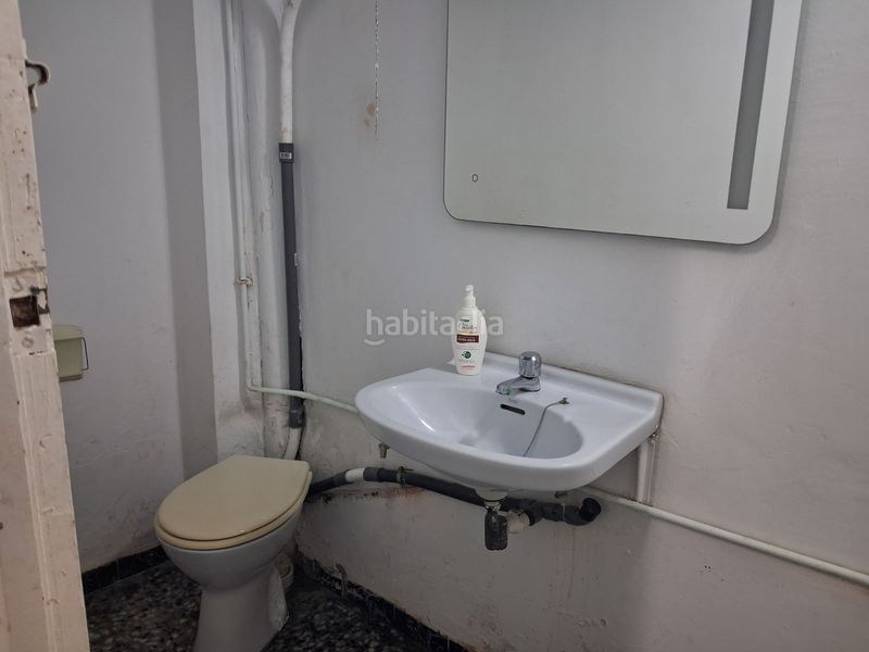 Foto 5b8fe8f6-04b9-4a7c-b8ee-5e3c23d9178d. Alquiler local comercial alquiler local 34m2 en benicarlo en Benicarló