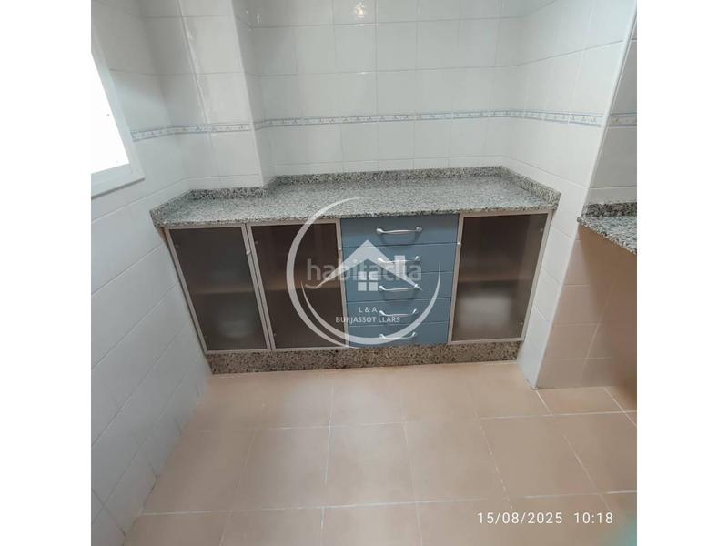 Foto b9d38e10-d0cc-4c16-b63b-5d84606a4b72. Pis amb aparcament piscina a Valterna Paterna