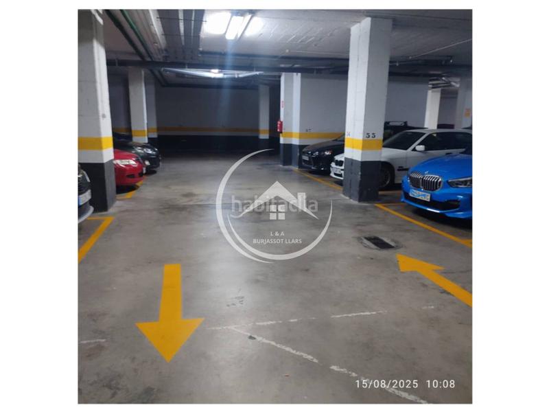 Foto f6bbdd2e-88b0-43e1-bc9e-bfd927f8092e. Pis amb aparcament piscina a Valterna Paterna