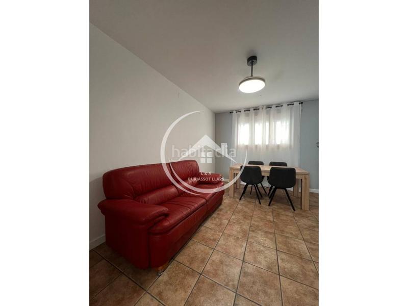 Foto 1988b0c9-9f05-4bde-87c1-1bbbbe60abd3. Rent flat with heating in L´Eixereta Burjassot