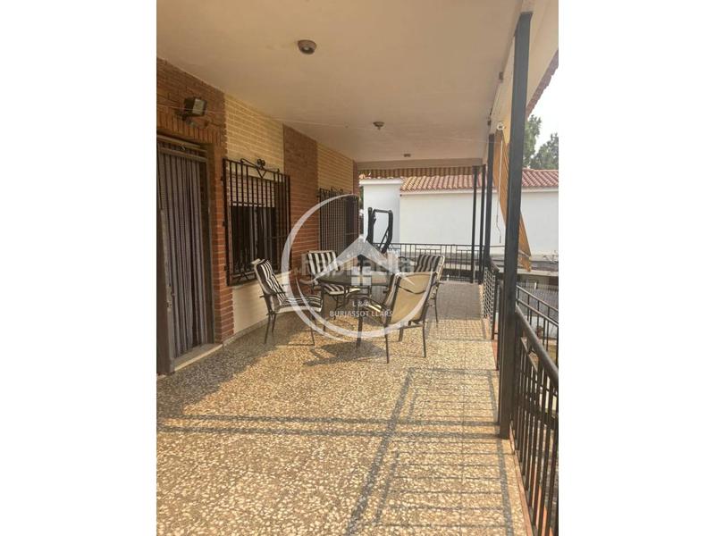 Foto da87a96f-406c-41d9-8df6-f1f5160820d0. Chalet con parcheggio in Monte Real Torrent