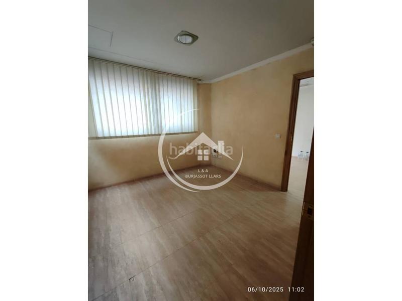 Foto 0a35555e-2e8f-45e5-91c2-471efacde712. Alquiler oficina  en alquiler en leixereta en Burjassot