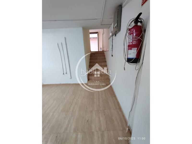 Foto 1622918b-aaf1-4d40-82ff-d95c2345fc6c. Alquiler oficina  en alquiler en leixereta en Burjassot