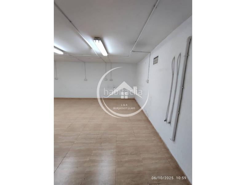 Foto f874df2f-06e6-4c97-8b66-11044c1093eb. Alquiler oficina  en alquiler en leixereta en Burjassot
