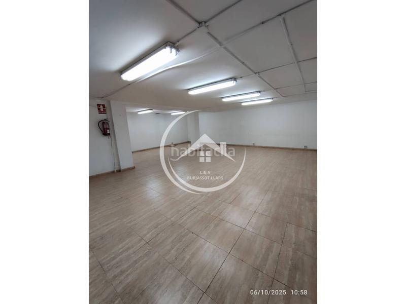 Foto 4db47cd2-0f20-4201-9fef-dfb83093e85a. Rent office space in L´Eixereta Burjassot