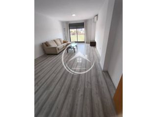Miete Zweistöckige Wohnung  Calle teodoro llorente. Excelente duplex dos habitaciones, en alquiler, agradable zona c
